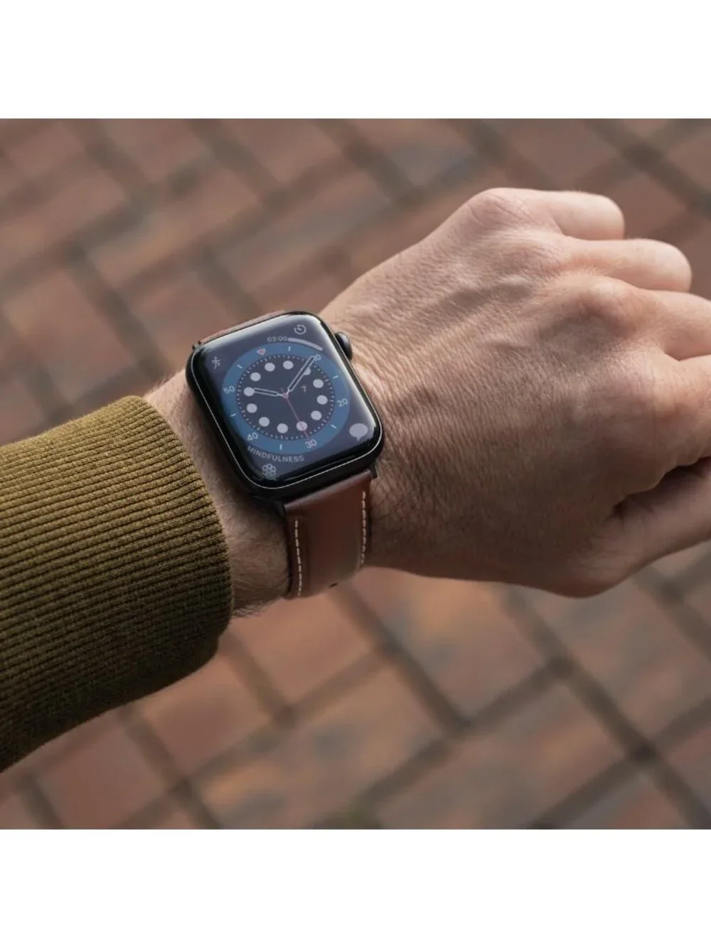 Men's Mahogany/Natural Thread, Matte Gray Hardware Leather Straps Apple Watch